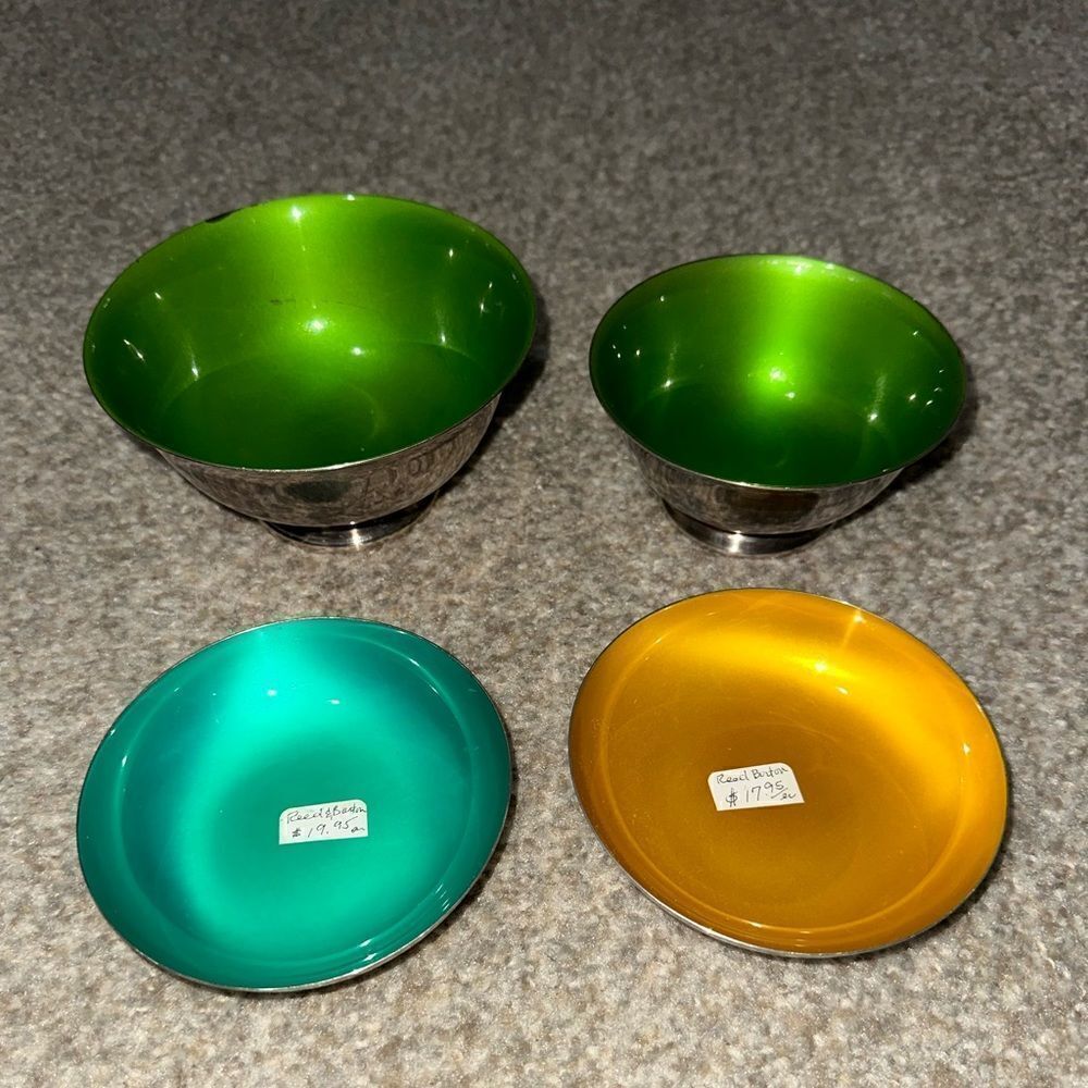 Reed & Barton set of 2 Bowls‎ and 2 Small Dishes